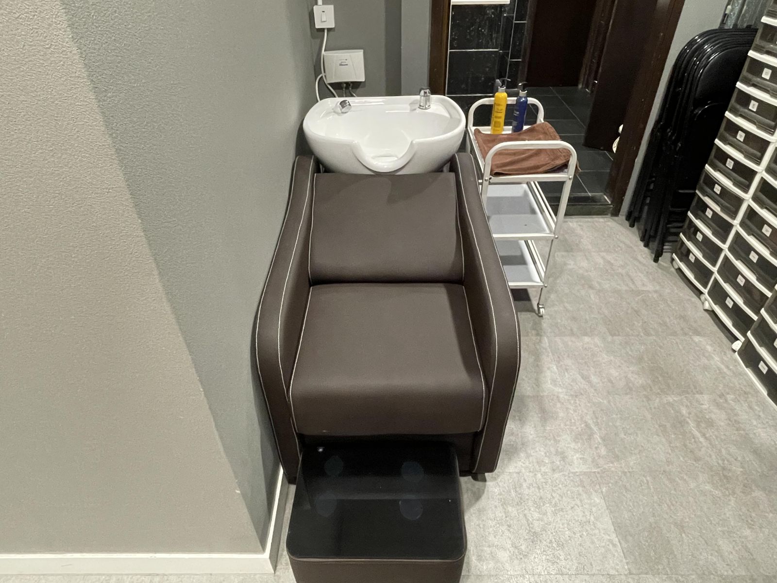 LBEDU LUSTER BEAUTY PMU FACTORY Shampoo_Hair_Wash_Chair_Corne